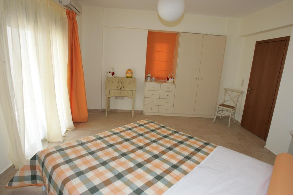 Erofili Villas Lourdata  Rom bilde
